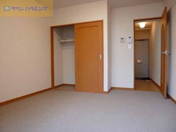 レオパレスアザレアの物件内観写真